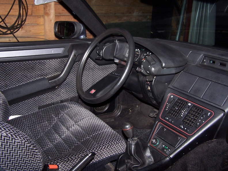 GTI etu vasen
